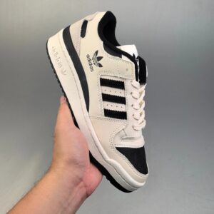 adidas forum 84 low sneakers