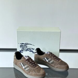 burberryclassic low top sneakers
