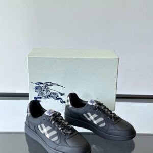burberry classic low sneakers
