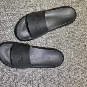 alexander mcqueen slides black