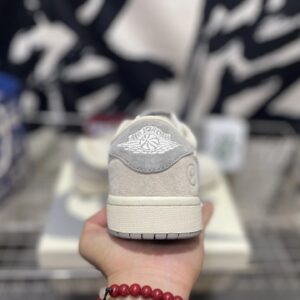 travis scott x aj1 reverse mocha