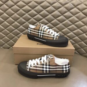 burberry men's classic sneakers