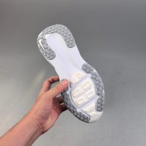 vomero 18 comfort shoes