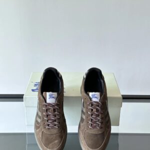 burberryclassic low top sneakers