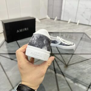 ami slip on sneakers white gray