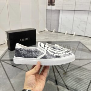 ami slip on sneakers white gray