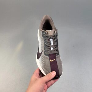 pegasus plus running shoes