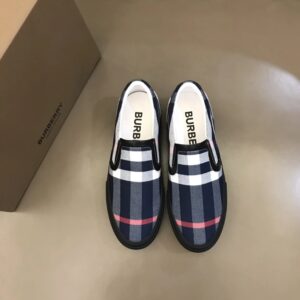 burberry men's classic sneakers（nova check）