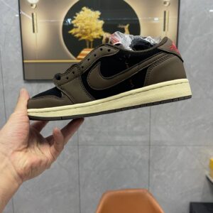 aj1 travis scott reverse mocha