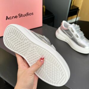 high version velcro sneakers