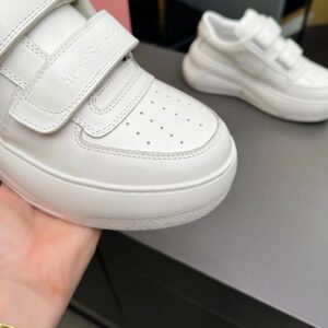 magic strap sneakers