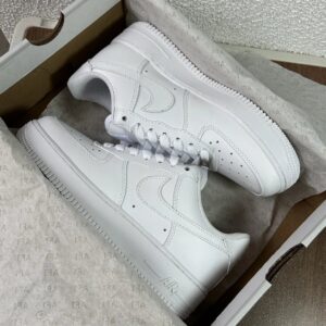 white air force 1 low