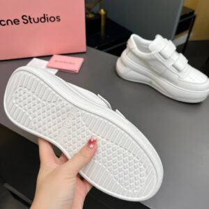 magic strap sneakers