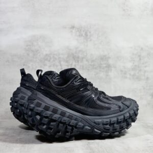 balenciaga defender sneakers beige