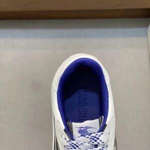 burberry hued sneakers nova check