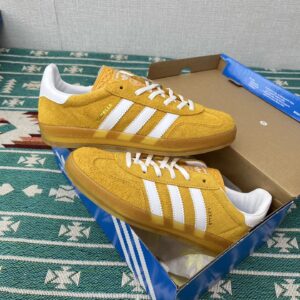 adidas gazelle trainers