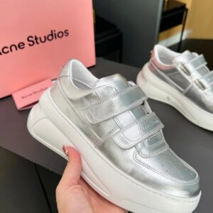 high version velcro sneakers