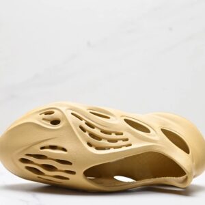 adidas yeezy foam runner