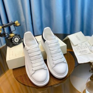 top board spring shoes