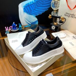 air cushion sole sneakers