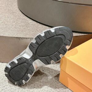 dior gradient dad sneakers black