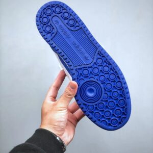 adidas forum low sneakers