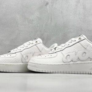 classic fashion sneakers