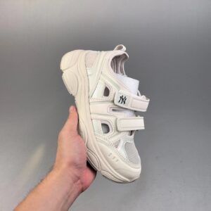 mlb ny low top beige sneakers