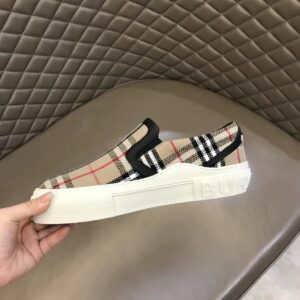 burberry heritage stripes low tops