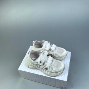 mlb ny ace runner low