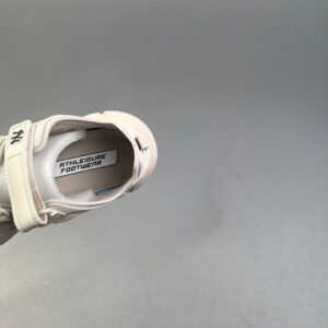 mlb ny ace runner low