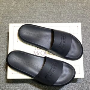 alexander mcqueen slides black