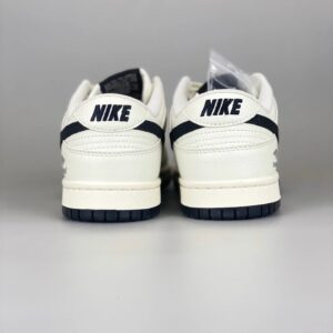 nike sb dunk low paris collab