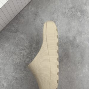 yankees x mlb skier slide