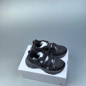 mlb ny low top beige sneakers