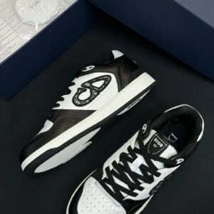 dior b57 low top sneakers black & white