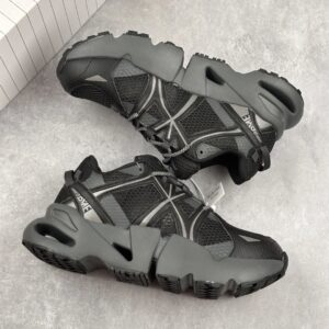 mlb dome runner sneakers