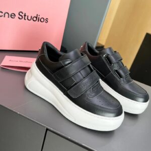 import placeholder for 1012