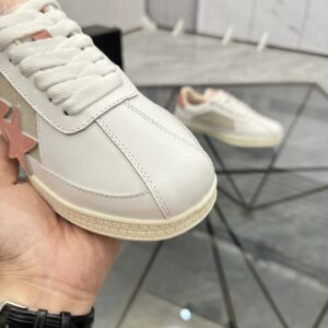 ami low top sneakers