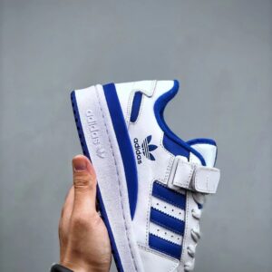adidas forum low sneakers