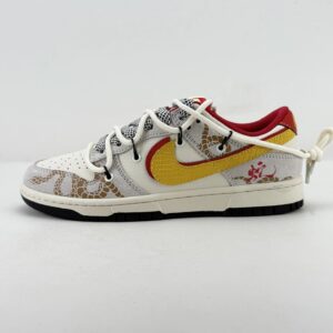 nike sb dunk low 'year of the snake'