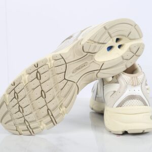 new balance mr530 retro（buff beige）