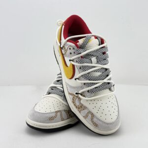 nike sb dunk low 'year of the snake'