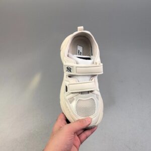 mlb ny ace runner low