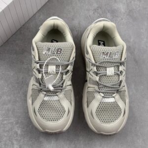 mlb dome runner sneakers