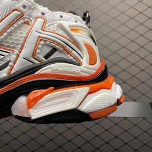 balenciaga runner orange