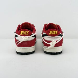 nike sb dunk low snake year