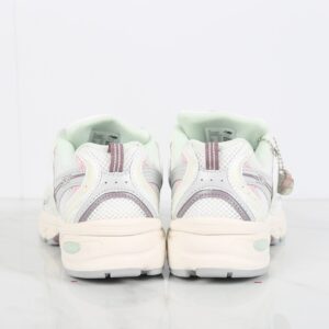 new balance mr530 sneakers（pink and white）