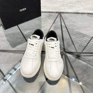 ami low casual shoes black white