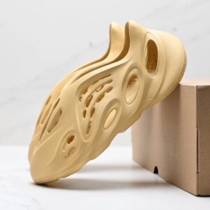 adidas yeezy foam runner